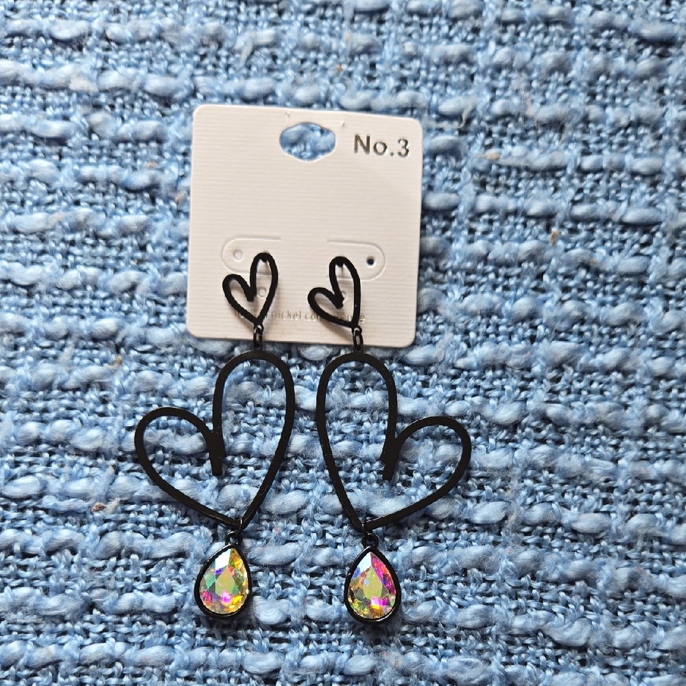 Graphic Black Heart Earrings with Rhinestone Drop